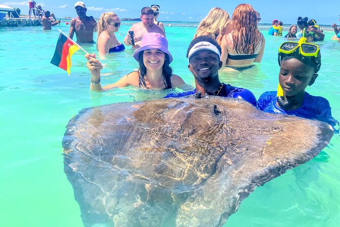 3-Hours Eye-Opening Stingray City Antigua - Transfer R/T included - Booking, weather, and cancellation details
