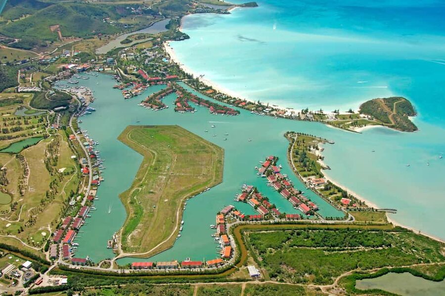 Antigua - Discover and Relax on 2 beaches - Valley Church and Jolly Harbour Beach in the south
