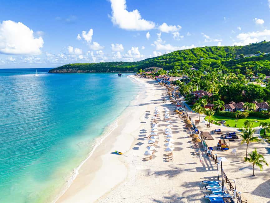 Antigua - Discover and Relax on 2 beaches - Who will get the most from this tour