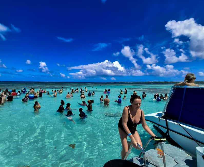 Antigua: Stingray City Experience with Round-Trip Transfer - Snorkeling, photos, and time to look around