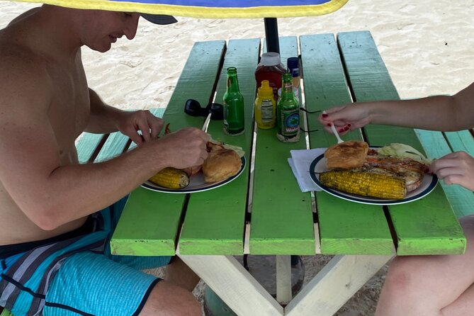 Dickinson bay beach - The lobster lunch cooked beside the water