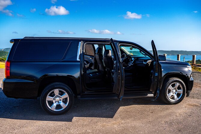 Luxury Airport transfer from or to Antigua Airport - Inside the private SUV