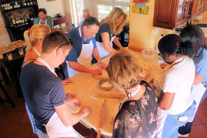 Nicole's Table - Coordinating Curry - Why curry makes this Antigua class special