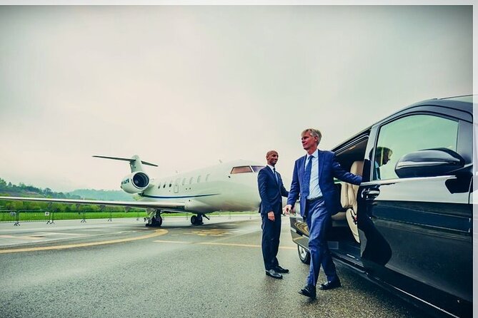 Private Antigua Airport Roundtrip Transfer to Hammock Cove - Why a private ride helps at V. C. Bird Airport
