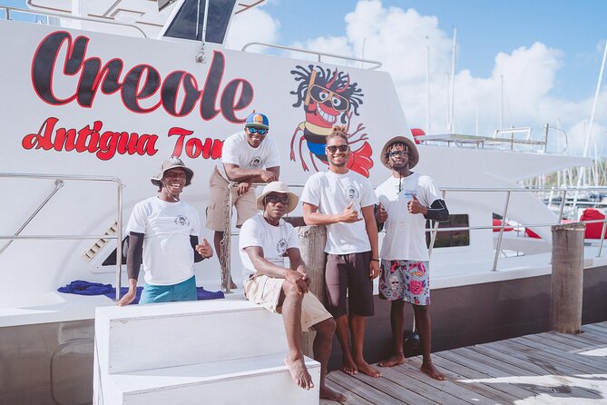Snorkel - Lobster Lunch Cruise to Bird Island and Paradise Reef - Drinks, music, and the tone on board