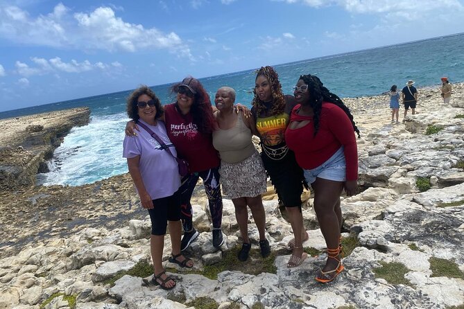 Stunning Antigua And Barbuda Island Tour - Beaches, harbor views, and the parts between stops