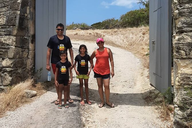 TRIPLE ACTIVITY TOUR, Bike Kayak Hike, ANTIGUA - The guides make the difference